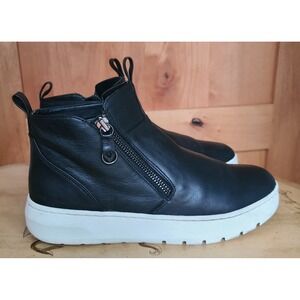 Vionic Brinkely US 7.5 Black Leather Sneaker Booties Minimalist Streetwear Basic